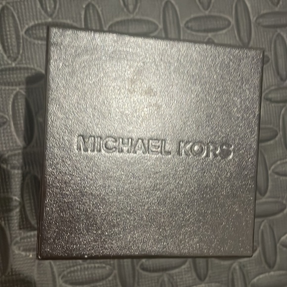Michael Kors watch - Picture 7 of 7